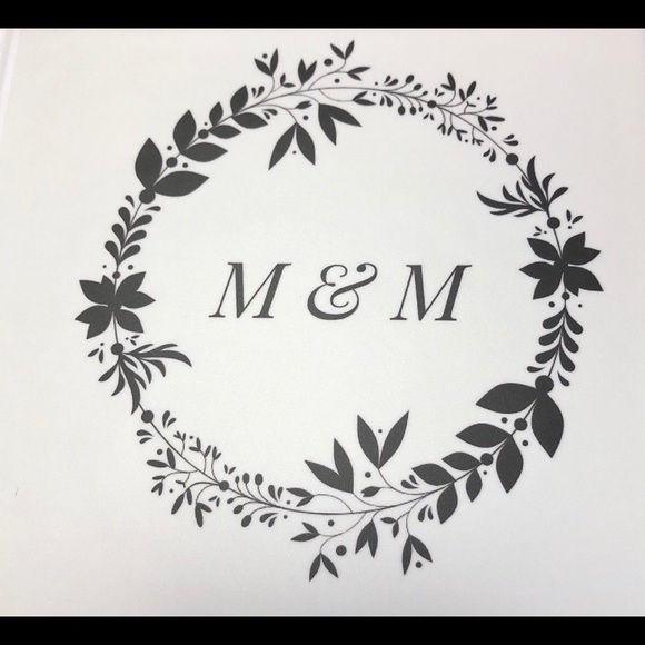 Meet your Posher, Mae - Picture 2 of 3